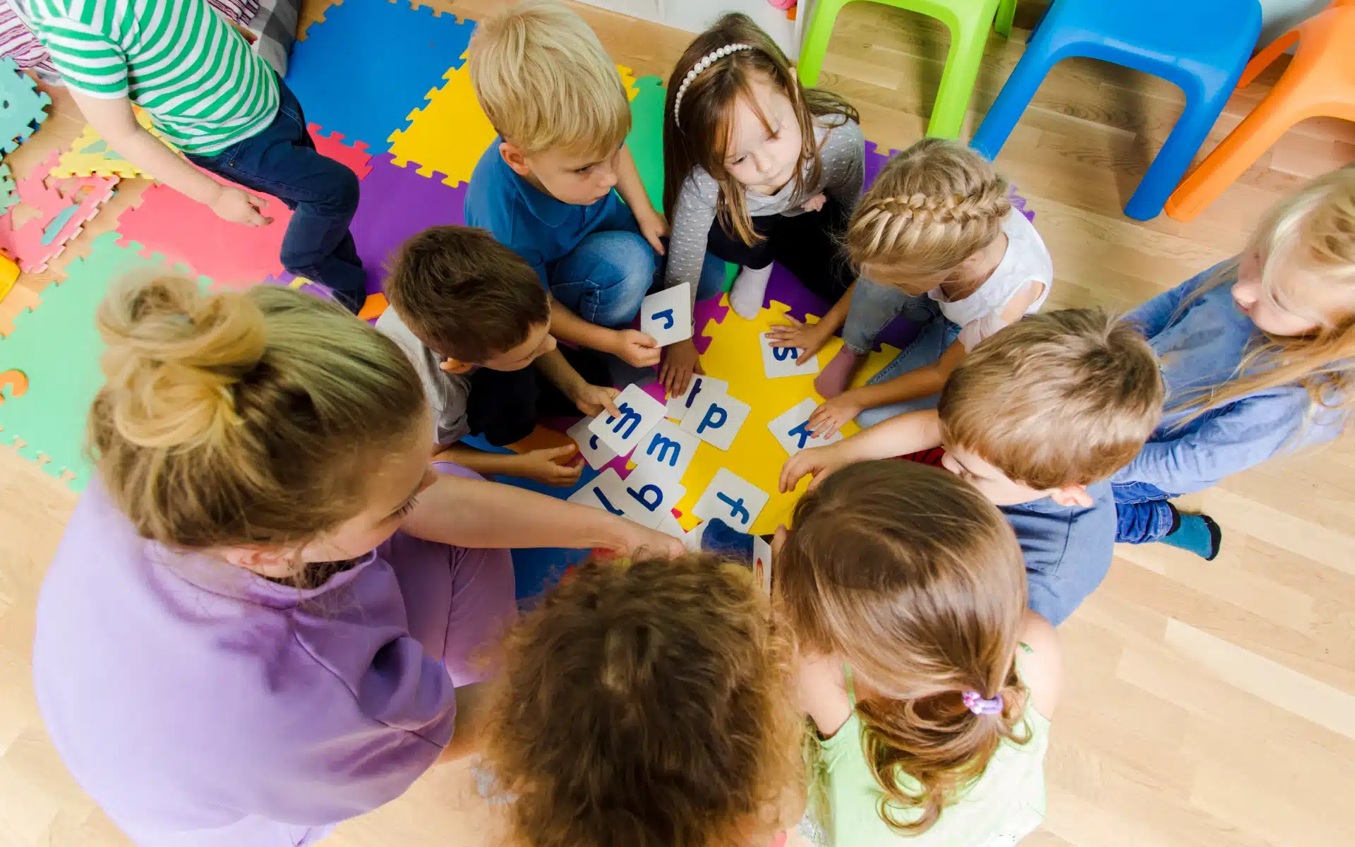 enfants-activite-lettres-animation